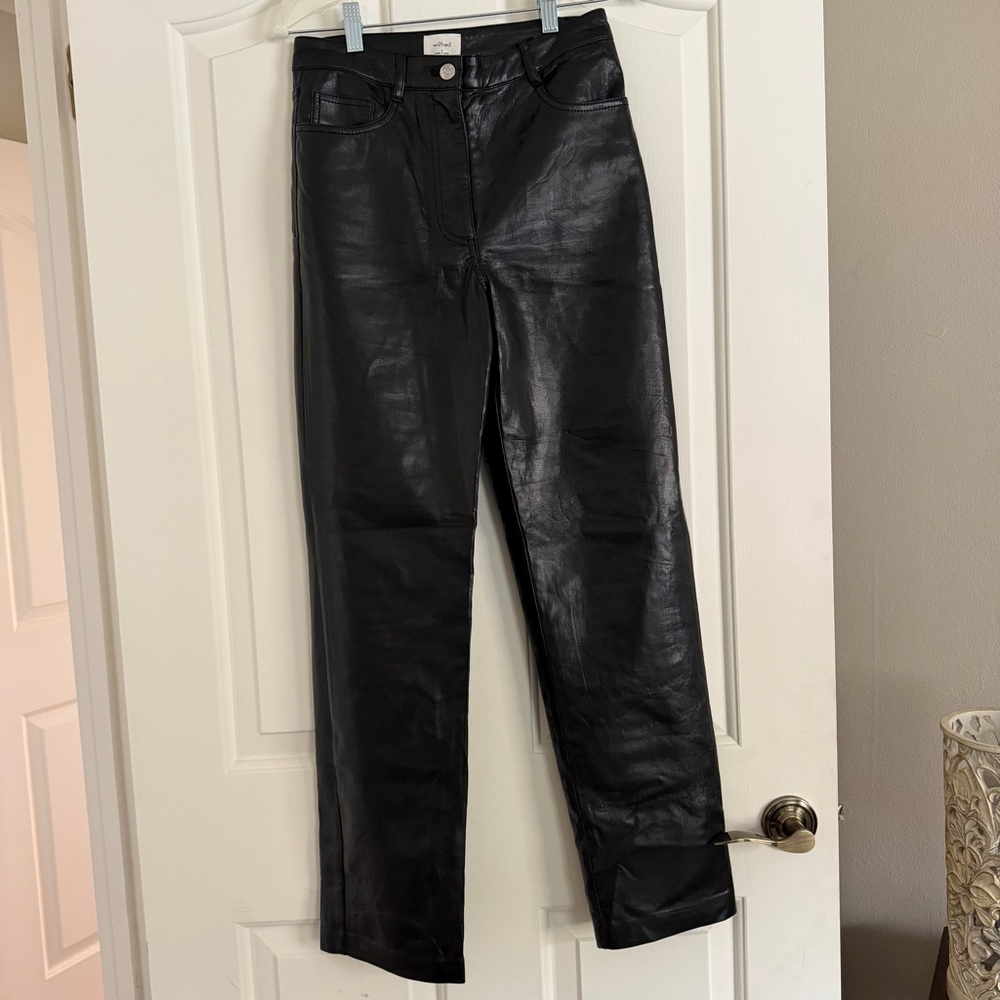 Wilfred Classic Black faux leather pants